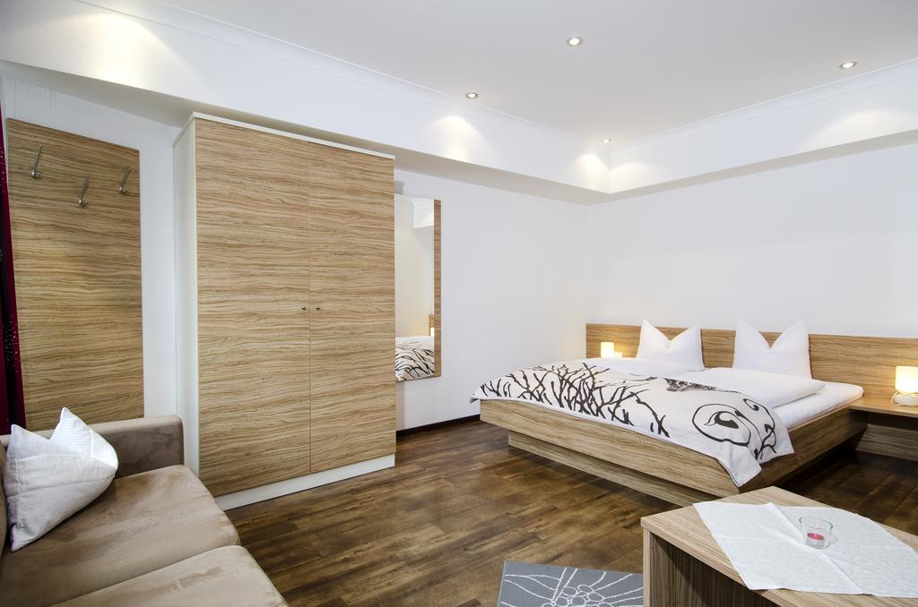 Ambiente Appartements Ischgl Exterior foto